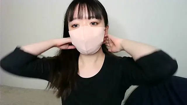 Snapshot of yua_chan00 chatting on 10.26.25 yua chan00 online show from 10.26.25