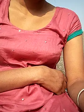 couple-open-enjoy online show from 11.18.25