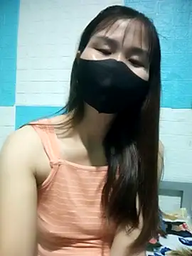 Donatella28 online show from 11.23.25