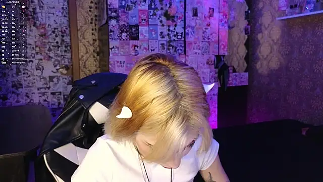 Snapshot of MissMorganMoon chatting on 02.12.26 MissMorganMoon online show from 02.12.26