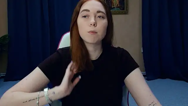 Snapshot of AddieOsler chatting on 04.27.26 AddieOsler online show from 04.27.26