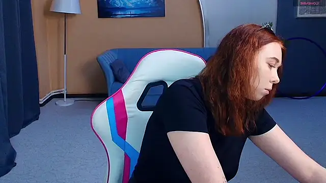 Snapshot of AddieOsler chatting on 06.11.26 AddieOsler online show from 06.11.26