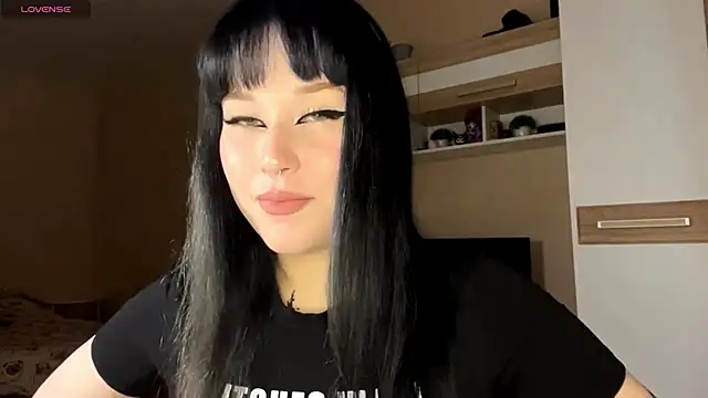 LaurenOveson online show from 10.28.25