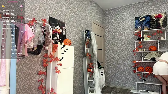MiraVandee online show from 10.26.25