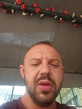 Snapshot of ElitecoupleX chatting on 10.26.25 ElitecoupleX online show from 10.26.25