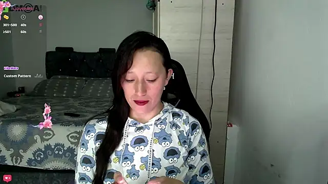 Snapshot of Sunshine_e chatting on 02.20.26 Sunshine e online show from 02.20.26