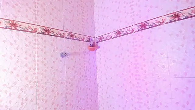 Leyacopper  online show from 12.22.25