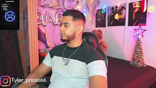 Tiler wolker online show from 12.19.25