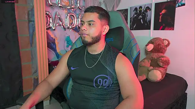 Tiler wolker online show from 03.12.26