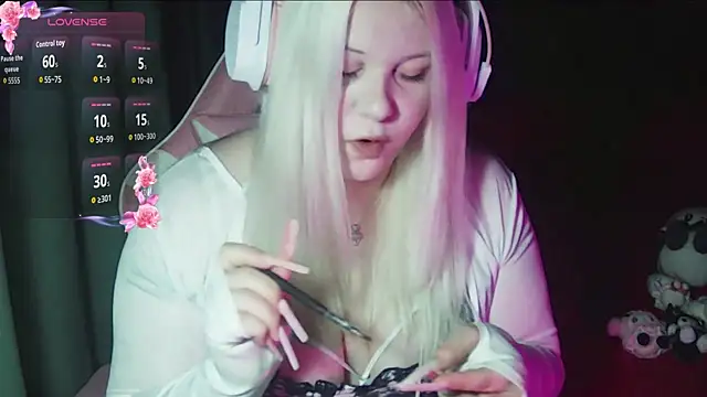 JessiAngels online show from 10.29.25