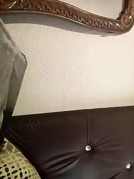 Snapshot of bubly34688 chatting on 11.04.25 bubly34688 online show from 11.04.25