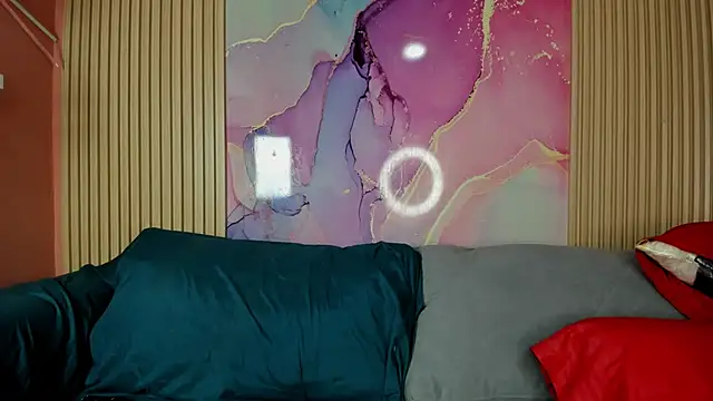 NhoanBrunette online show from 11.25.25