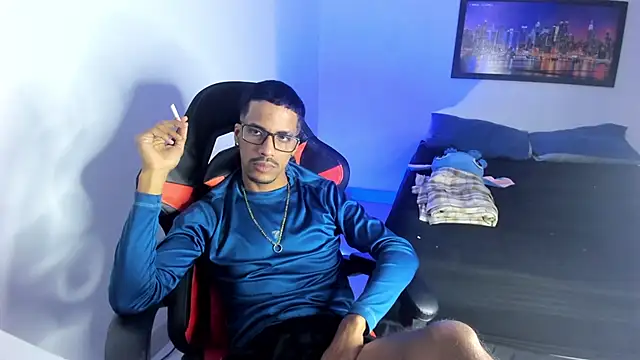 Snapshot of Ryam_Smith chatting on 10.25.25 Ryam Smith online show from 10.25.25