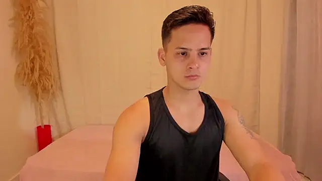 elmasmas01 online show from 12.19.25