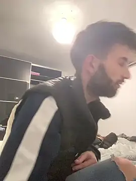 Snapshot of Dondeloquieras4 chatting on 02.14.26 Dondeloquieras4 online show from 02.14.26