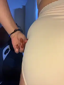 Snapshot of Im_Saraaaa chatting on 02.11.26 Im Saraaaa online show from 02.11.26