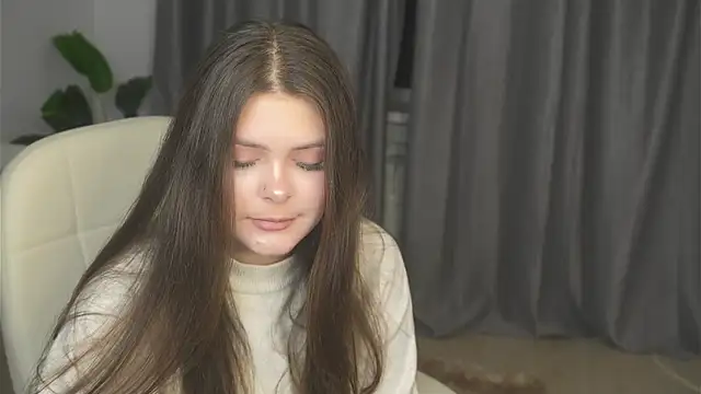 AdelinaIbraham online show from 10.28.25