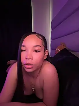 nikkiloveee online show from 02.02.26