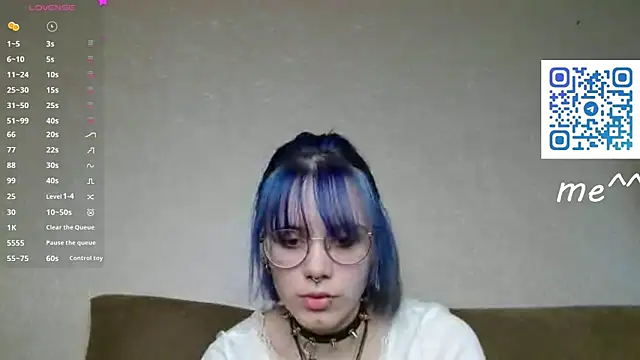 KellePourier online show from 04.10.26