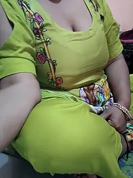 CUTE-GIRL-1 online show from 01.11.26