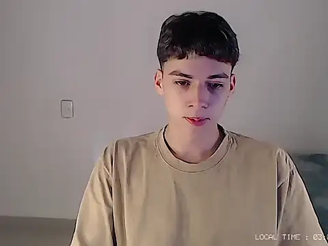 Sett 01 online show from 10.26.25