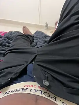 Snapshot of Nazeer8897 chatting on 10.26.25 Nazeer8897 online show from 10.26.25