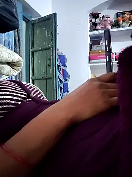 Hot-Rubyy online show from 02.21.26