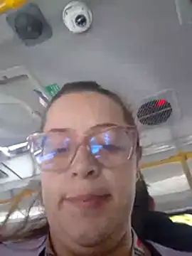 Snapshot of CleareRems chatting on 11.08.25 CleareRems online show from 11.08.25