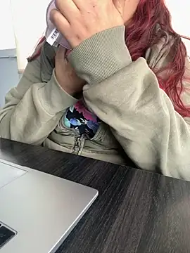 Evil kitty6 online show from 11.28.25