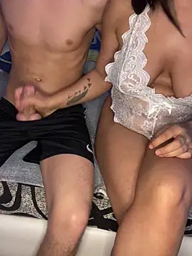 Snapshot of FreeCylinder chatting on 03.14.26 FreeCylinder online show from 03.14.26