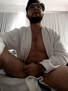 Mstfaavan64 online show from 10.28.25