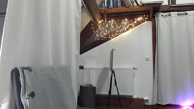 MissDyannis online show from 03.07.26