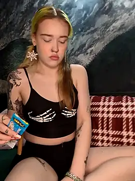 mattiethebaddieee online show from 12.17.25