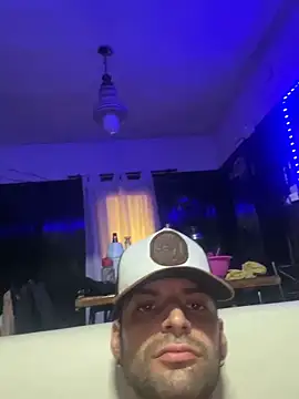 Elbrosss1992 online show from 04.17.26