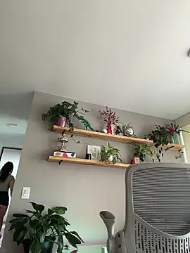 SugarTroubl33 online show from 11.15.25