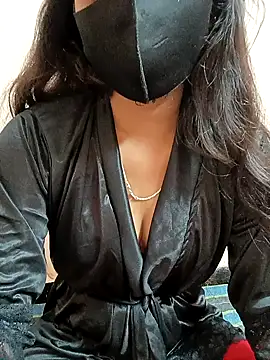 Tanisha 1 online show from 10.27.25