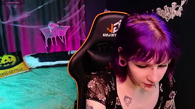 karkadeshk online show from 10.30.25