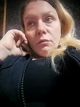 Lana-murr online show from 11.17.25