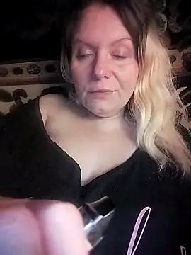 Lana-murr online show from 12.16.25