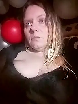 Snapshot of Lana-murr chatting on 02.16.26 Lana-murr online show from 02.16.26