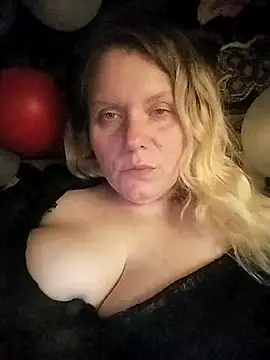 Snapshot of Lana-murr chatting on 02.19.26 Lana-murr online show from 02.19.26