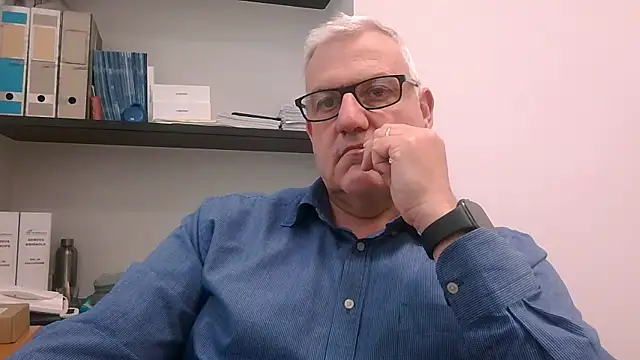 Snapshot of Diegoriv71 chatting on 05.14.26 Diegoriv71 online show from 05.14.26