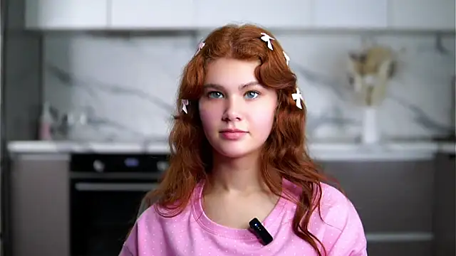 YettaCalabria online show from 11.18.25