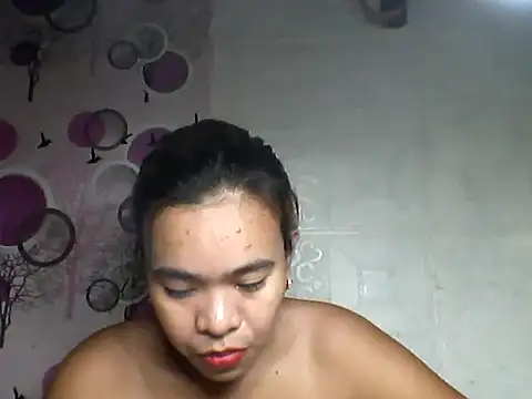 Snapshot of Honeyjean_30 chatting on 11.03.25 Honeyjean 30 online show from 11.03.25