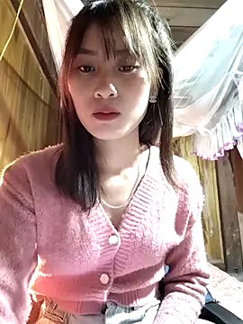 Em xinh01 online show from 12.18.25