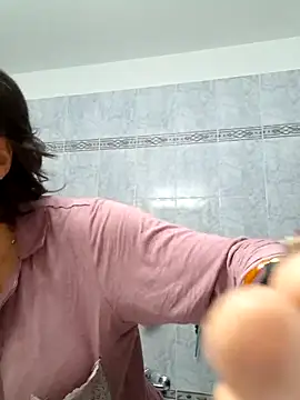 Piediniecollant online show from 11.05.25