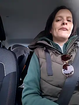 Piediniecollant online show from 03.21.26