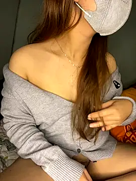 Beauty in online show from 12.02.25