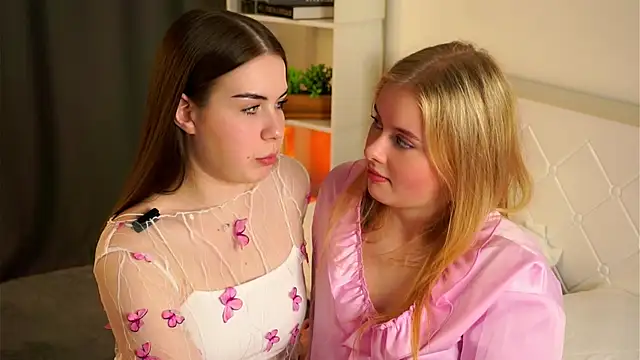 LoreeScialdone online show from 10.27.25