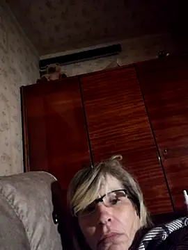 Snapshot of Georgette466 chatting on 11.16.25 Georgette466 online show from 11.16.25